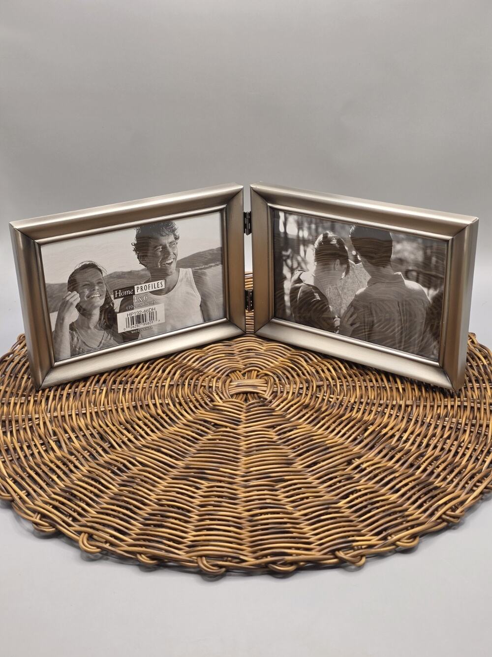 Vintage Malden Home Profiles Silver Hinged Double Picture Frame 4x6 Folding NOS